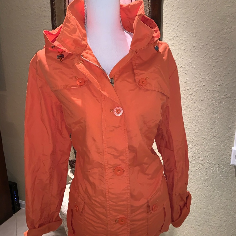 Lands End windbreaker/rain coat size large